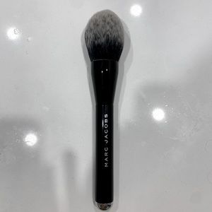 Marc Jacobs The BRONZE Brush